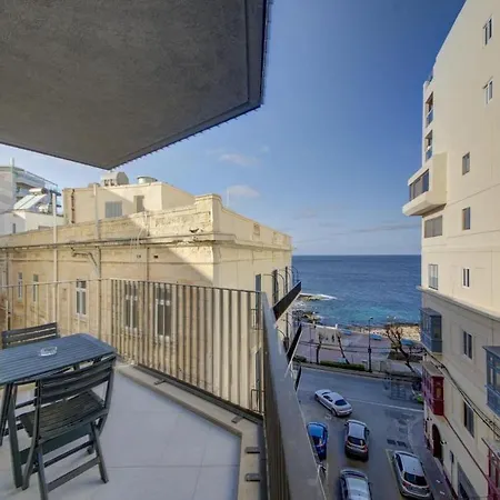 Sea View Gem In The Heart Of Lägenhet Sliema