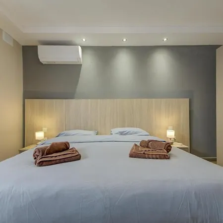 Sea View Gem In The Heart Of Апартаменты Слима